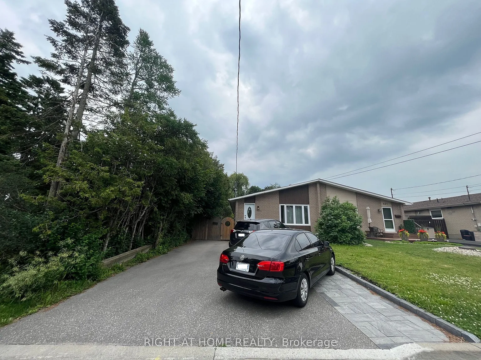 3 bed, $2,600 — Photo 1