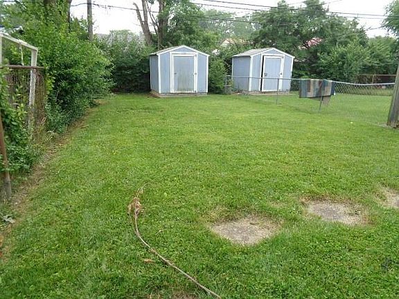 4th image of 3721 Briggs Rd