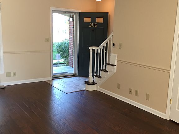 4th image of 2118 Cottingham Dr