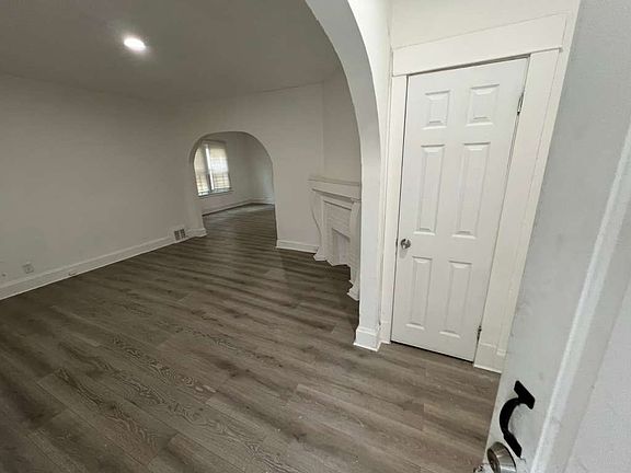3rd image of 10314 Adams Ave #A