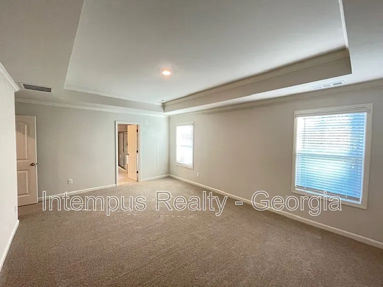 44 Garnet Dr — Photo 18