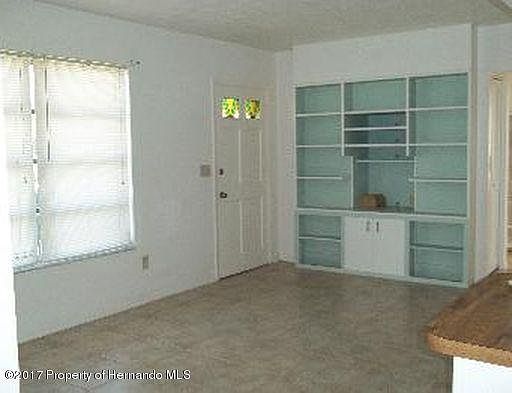 2nd image of 411 Briarwood Ln