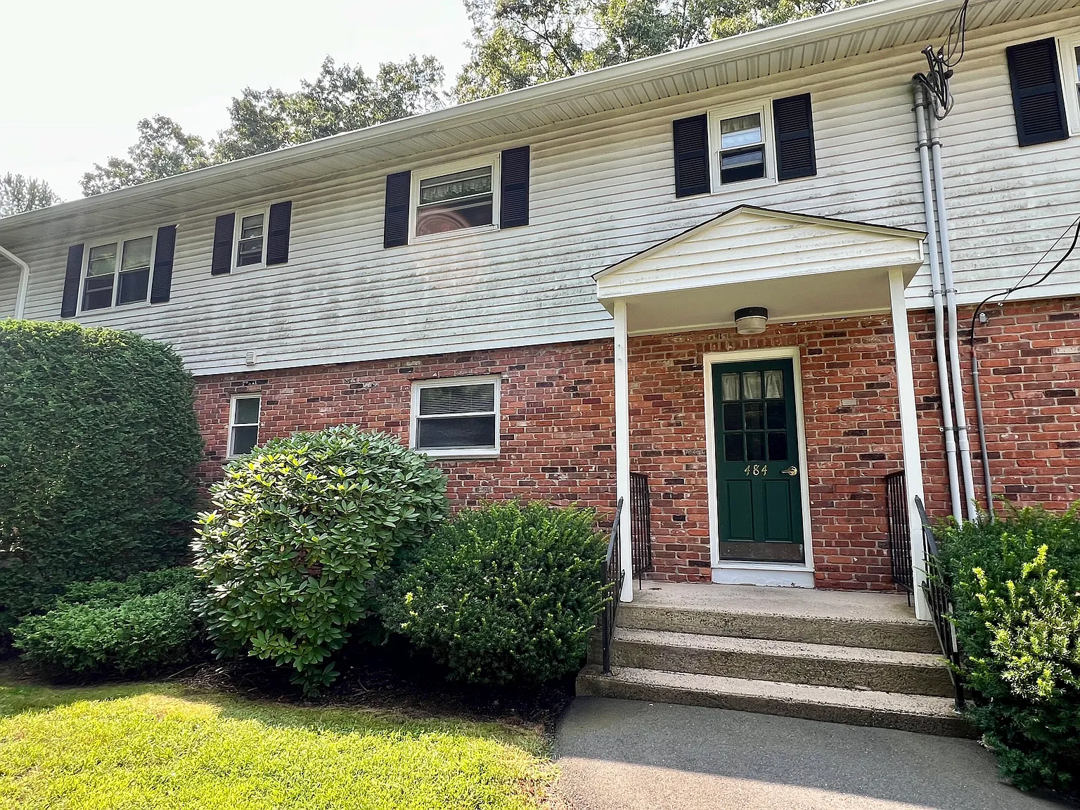 2 bed, 900 sqft, $1,790 — Photo 2