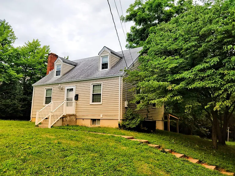 3912 Keith Ave — Photo 1
