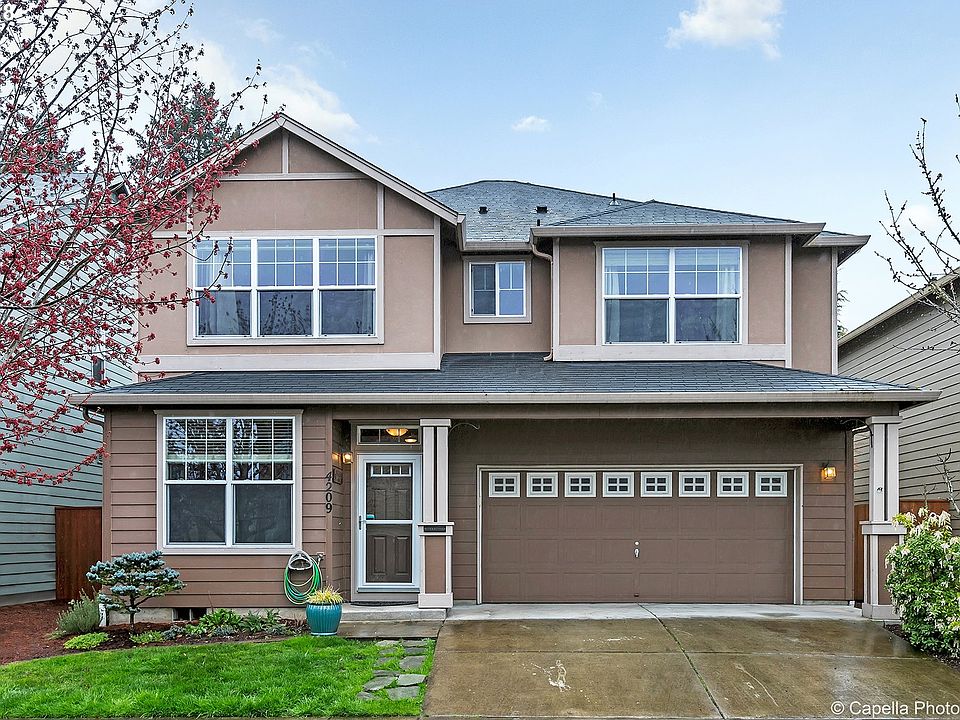 1st image of 4209 NE 36th Pl