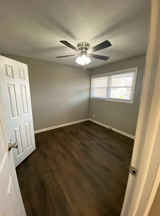 2 bed, 1.5 bath, 950 sqft, $1,250 — Photo 4
