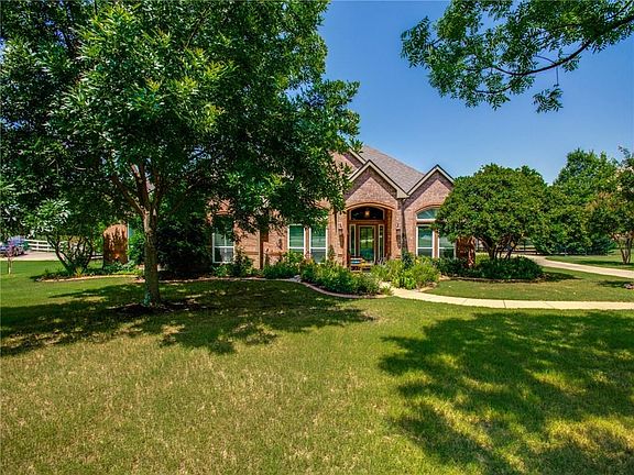 4th image of 3443 Twin Lakes Dr