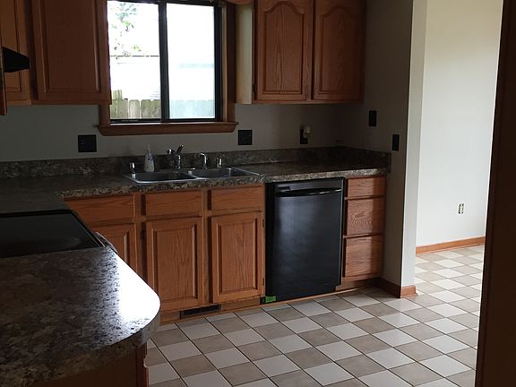 Kitchen entry from hallway