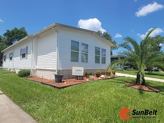 3rd image of 1102 W Gleneagles Rd