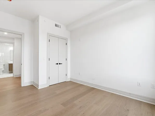 921 Madison Street image 10 of 22