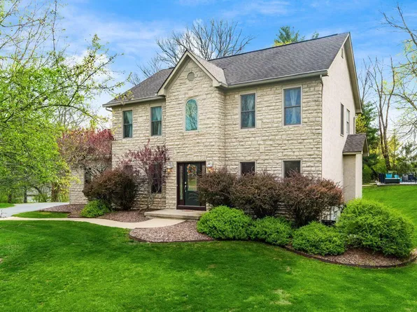 1781 Ashford Ln, Newark, OH 43055