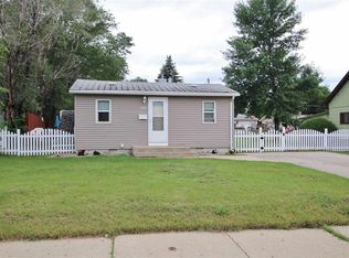 1530 2nd St SE, Minot, ND 58701