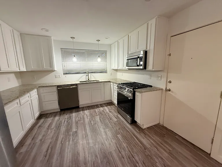 3508 Foxcroft St — Photo 7