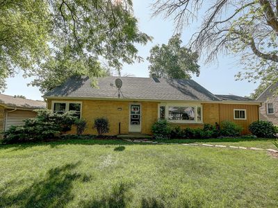 2029 N 114th St, Wauwatosa, WI, 53226