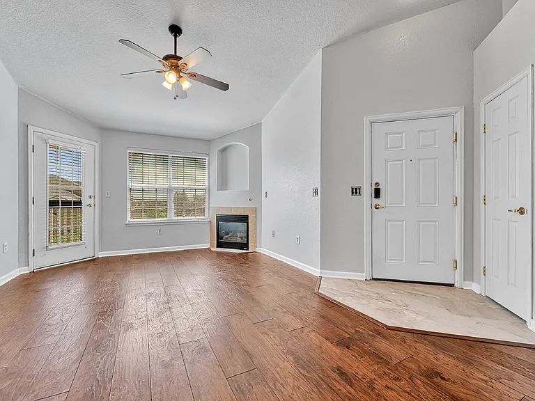 5745 N Genoa Way #13-303 — Photo 9