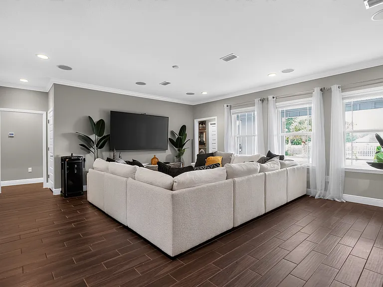 5522 Frontier Dr — Photo 28