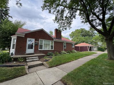 8602 Dale St, Dearborn Heights, MI, 48127