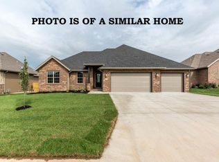 3703 W Cobblefield St, Springfield, MO 65807