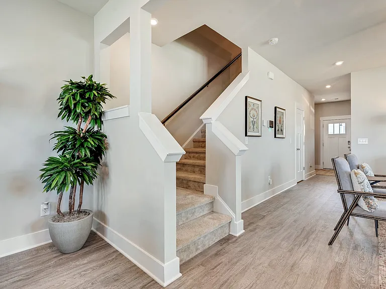Covey Homes Addison — Photo 6