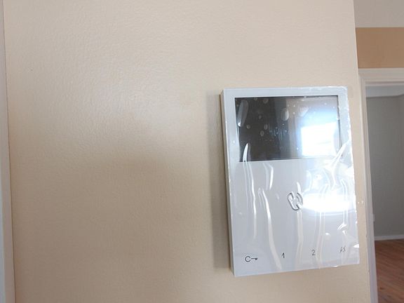 5th image of 101 McClean Ave Floor 2