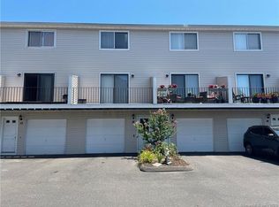 269 Captain Thomas Blvd UNIT 14, West Haven, CT 06516