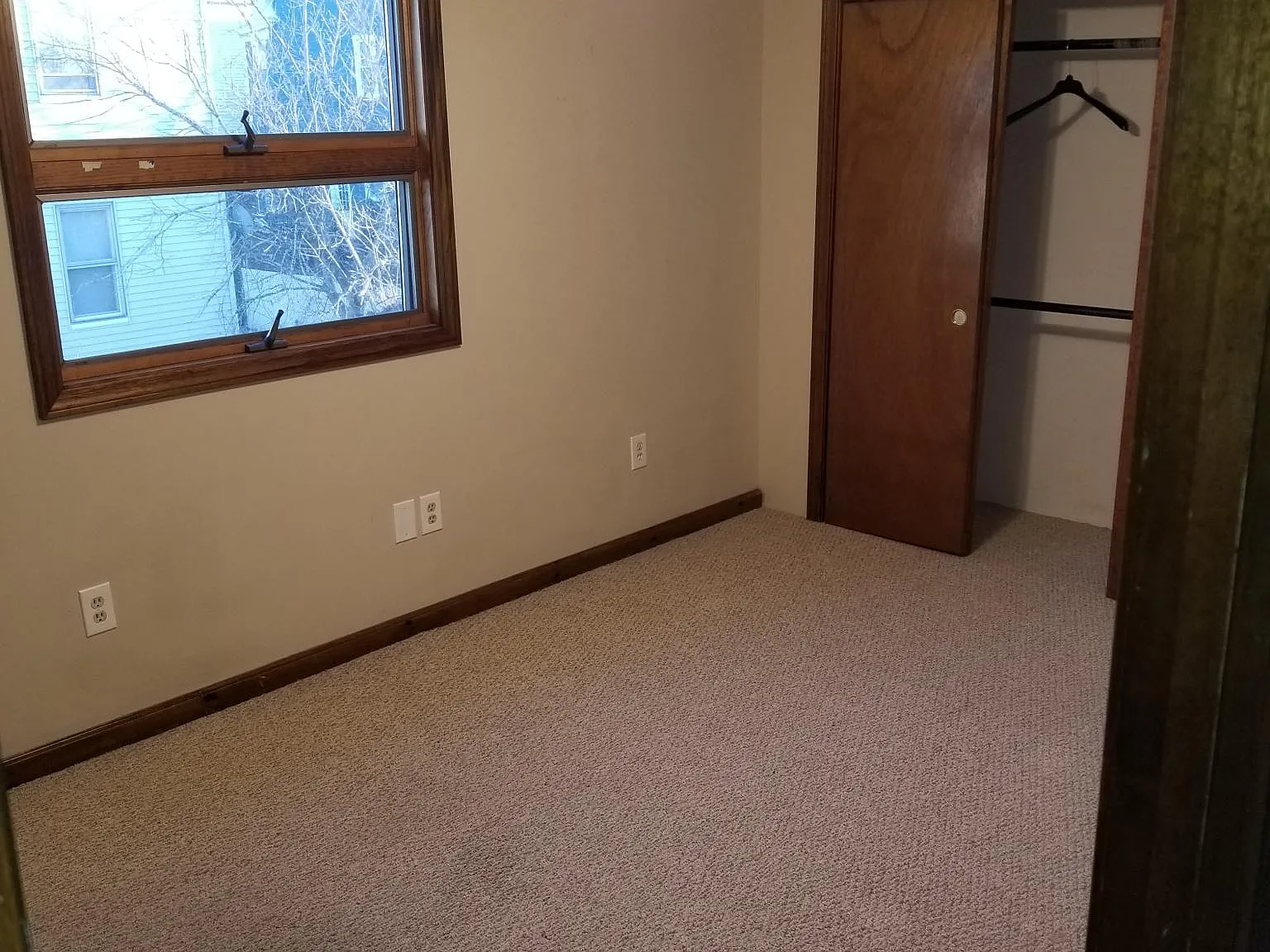 3 bed, $675 — Photo 4