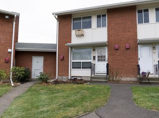 206 Centerbrook Rd, Hamden, CT 06518