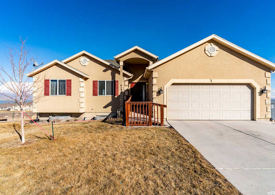 1st image of 4196 S Montego Dr