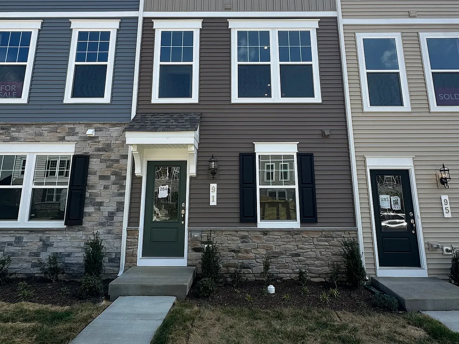 2 bed, 2.5 bath, 1500 sqft, $1,850 — Photo 3