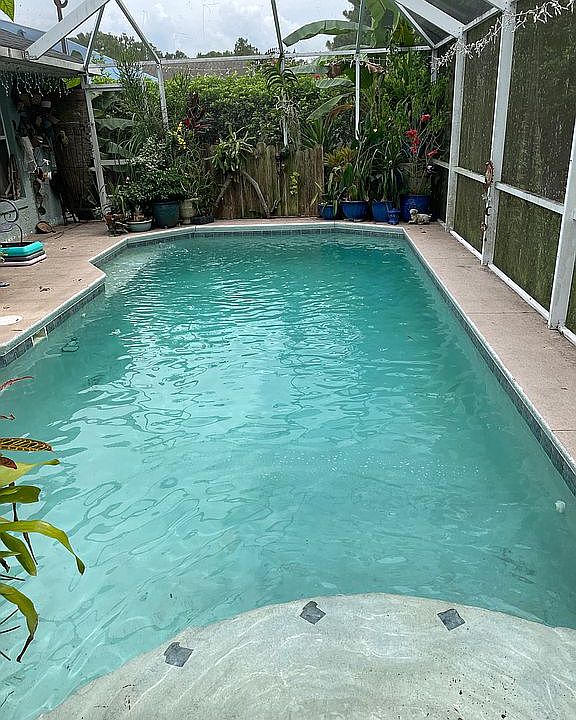 2nd image of 10 Pine Trail Cir