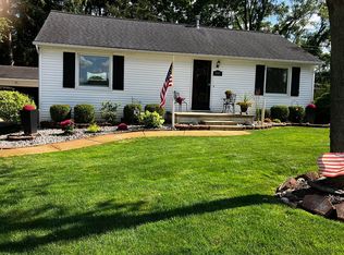 2447 Fairbury, Wixom, MI 48393