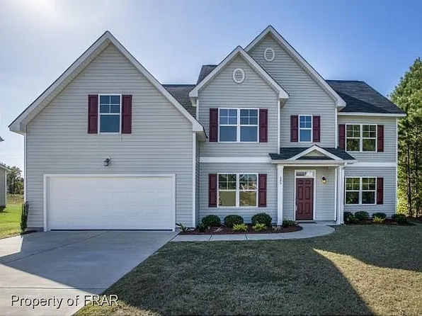 165 Bedford Rd, Spring Lake, NC 28390