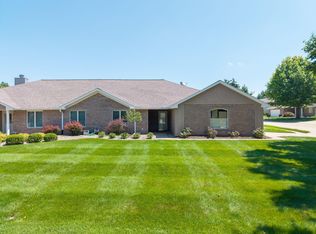 3711 Shadow Glen Ct, Columbia, MO 65203