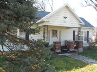 319 N Washington Ave, Walnut Grove, MO 65770
