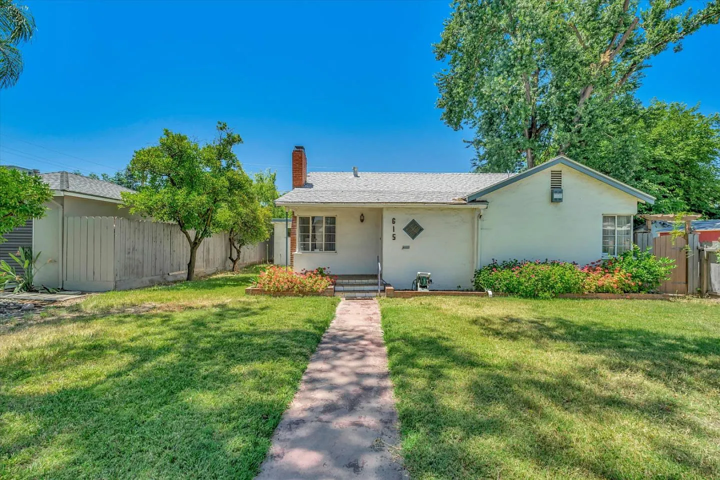 615 El Cajon Ave photo 1