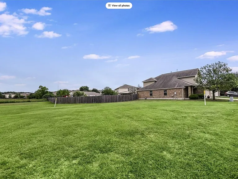 5522 Zachary Scott St — Photo 2