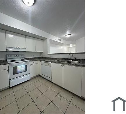 1st image of 13800 NE 3rd Ct APT 304