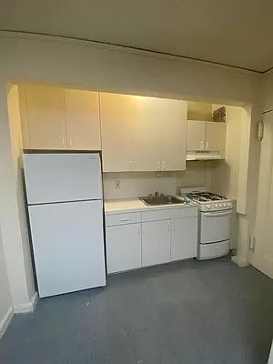 3rd image of 83-43 118th St #G