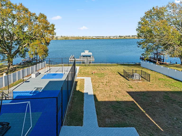 5671 Old Berkley Rd #1 — Photo 42