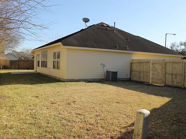 4031 Raspberry Ct — Photo 24