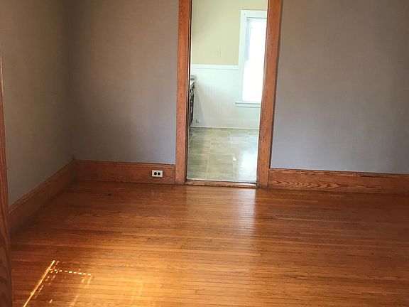 3rd image of 59 North St #1