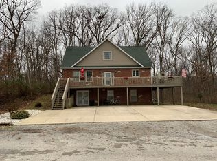 9613 Hilltop Rd, Bartelso, IL 62218