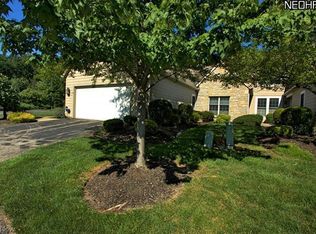 44 Haskell Dr UNIT 44, Cleveland, OH 44108