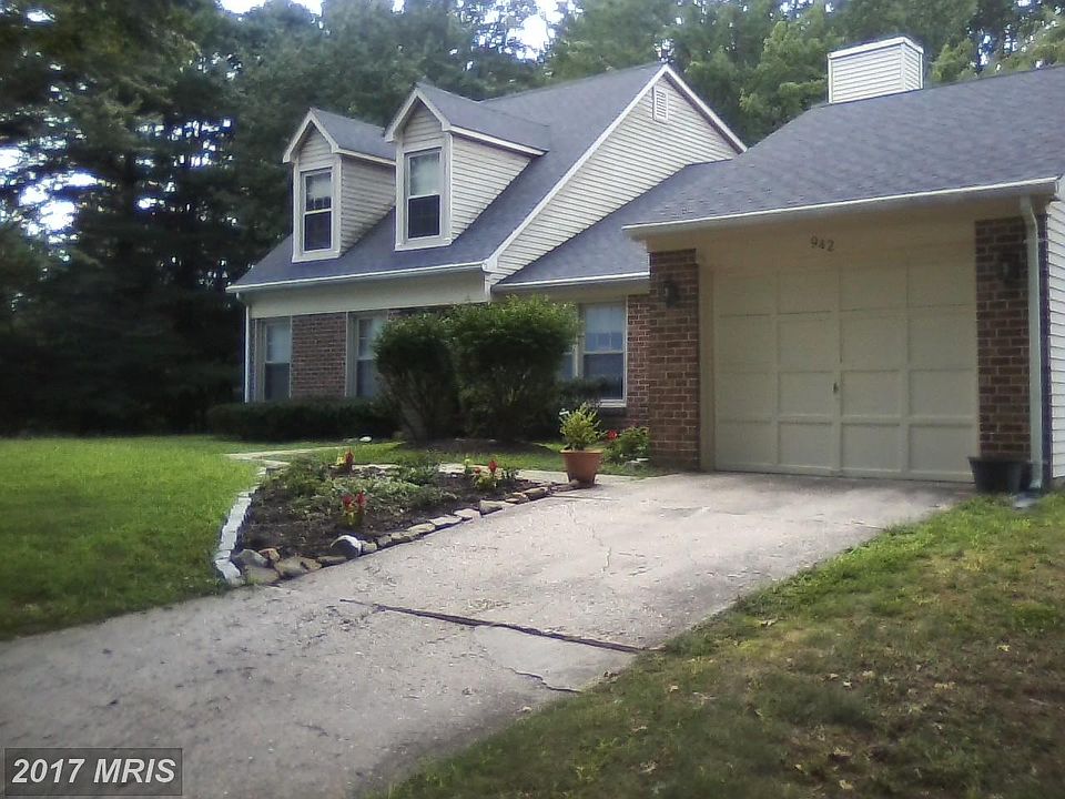 1st image of 942 Marconi Ave