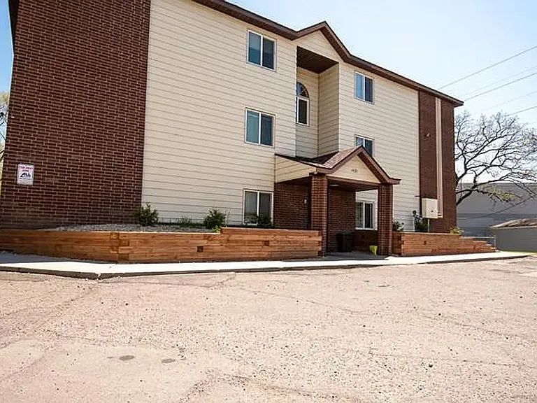 Cloudhaven Apartments — Photo 7