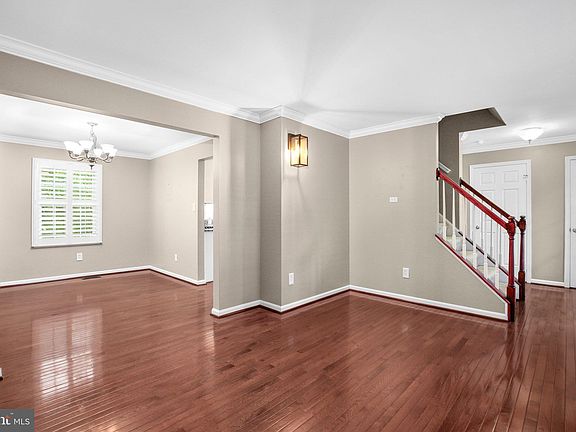 4th image of 7 Melville Ct