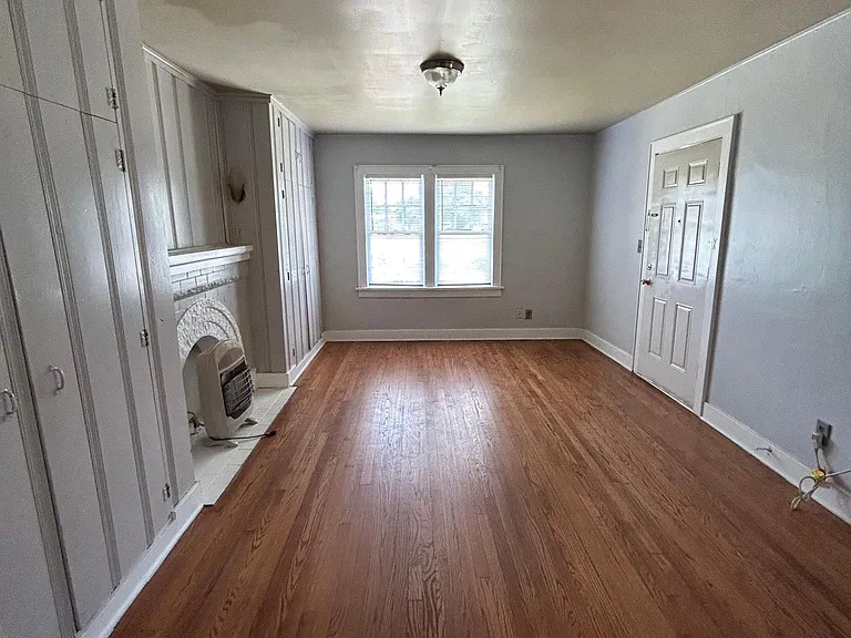 922 W Hill St — Photo 10