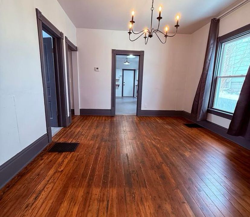 1st image of 15 Dale St NW Unit 1