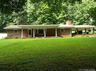 4 Fir Cove Rd, Asheville, NC 28806