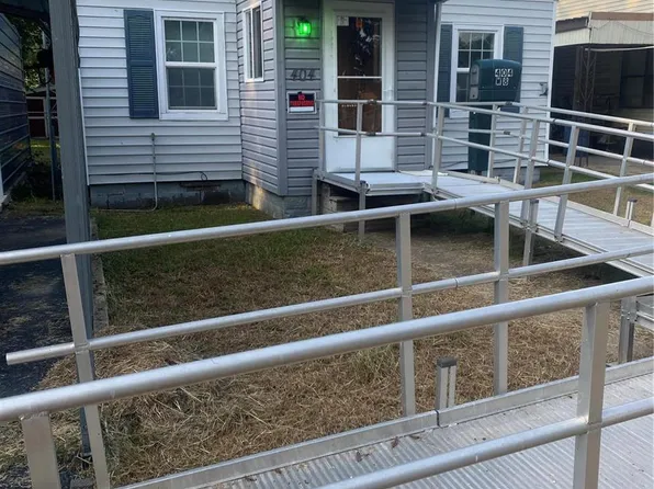 404 W 8th St, Portageville, MO 63873